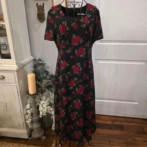 RADCLIFFE Sag Harbor Vtg Rose Print Whimsigoth Midi Dress Sz 10 Dark Cottagecore